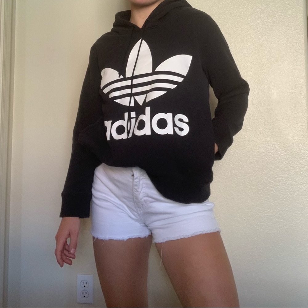 Adidas women’s large sweatshirt